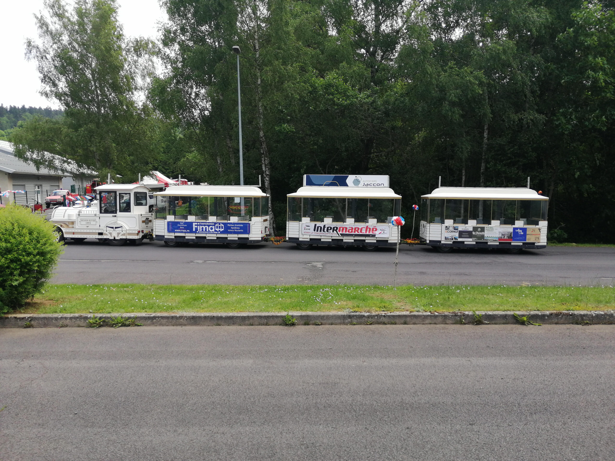Fima sponsorise les 100 ans des pompiers du chambon sur lignon